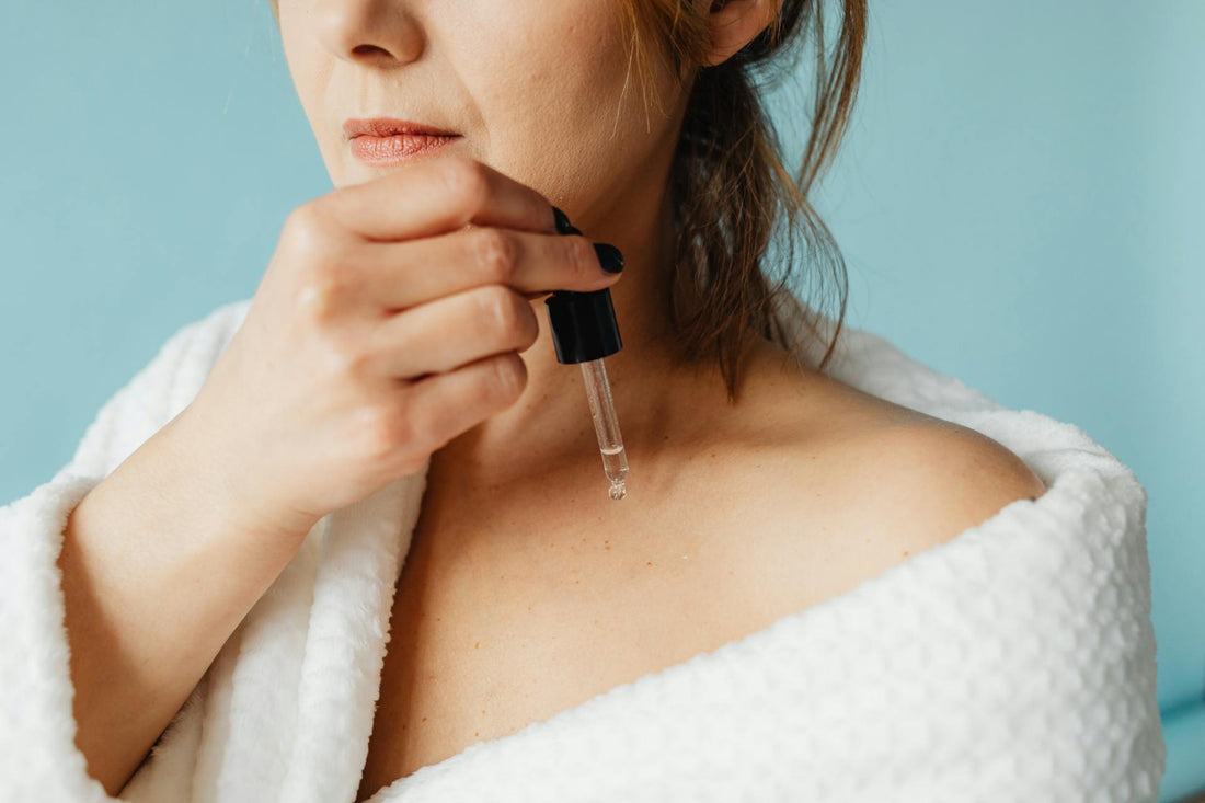 Harnessing the Healing Power of Spirulina: A Superfood for Anti-Aging Skincare - Holistic Hands
