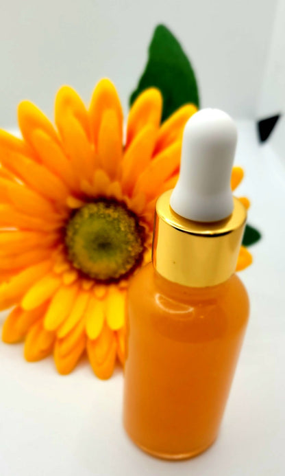 LuminEssence Serum – Overnight Brightening Treatment 🌙)